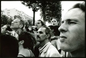 The scene on the Champs-Élysées July 2003. 